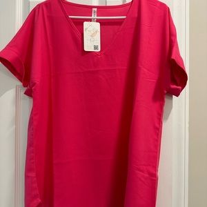 NWT Ladies Pink (Fuschia) V-neck